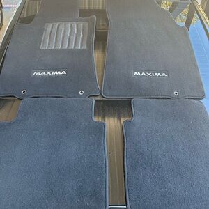 Nissan Maxima Car Mats
